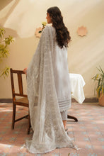Carica l'immagine nel visualizzatore Galleria,EMBROIDERED JACQUARD LAWN  SL10-D04