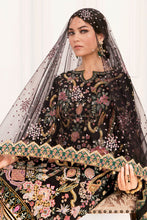 Carica l'immagine nel visualizzatore Galleria,EMBROIDERED SILK CH11-04