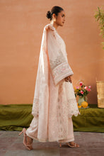 Carica l'immagine nel visualizzatore Galleria,EMBROIDERED SWISS LAWN  SL10-D08