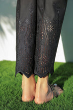 Load image into Gallery viewer, EMBROIDERED COTTON TROUSER 236