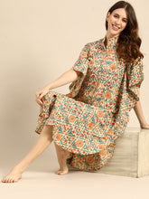 Load image into Gallery viewer, Kaftan with poackets