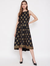 Load image into Gallery viewer, Deep back box pleated Midi Printed Dress