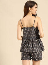 Load image into Gallery viewer, Camisole top with Shorts