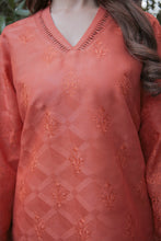 Laden Sie das Bild in den Galerie-Viewer, EMBROIDERED JACQUARD LAWN PR-773