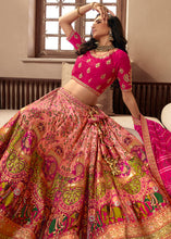 Carica l'immagine nel visualizzatore Galleria,Shades Of Pink Heavy Embroidery Banarasi Silk lehenga Choli