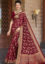 Laden Sie das Bild in den Galerie-Viewer, Garnet Red Zari Woven Banarasi Silk Saree with Brocade Blouse