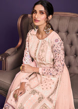 Cargar imagen en el visor de la galería, Lemonade Pink Georgette Salwar Suit with Thread, Zari &amp; Sequence work