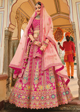 Cargar imagen en el visor de la galería, Magenta Pink Banarasi Silk Lehenga Choli with Heavy Embroidery Work