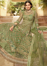 Laden Sie das Bild in den Galerie-Viewer, Green Heavy Embroidered Net Anarkali