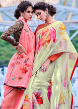 Laden Sie das Bild in den Galerie-Viewer, Chinoise Green Floral Handprinted Organza Silk Saree