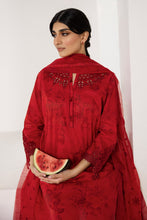 Laden Sie das Bild in den Galerie-Viewer, EMBROIDERED LAWN UF-379