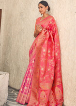 Carica l&#39;immagine nel visualizzatore Galleria,French Rose Pink Zari Woven Banarasi Silk Saree