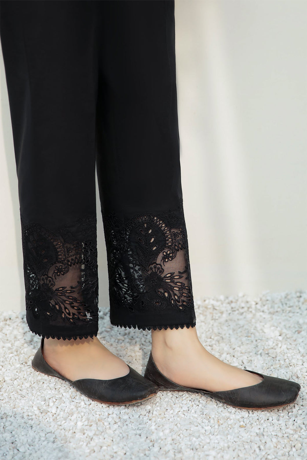 EMBROIDERED COTTON TROUSER 228