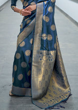 Laden Sie das Bild in den Galerie-Viewer, Aegean Blue Woven Banarasi Silk Saree with overall Butti