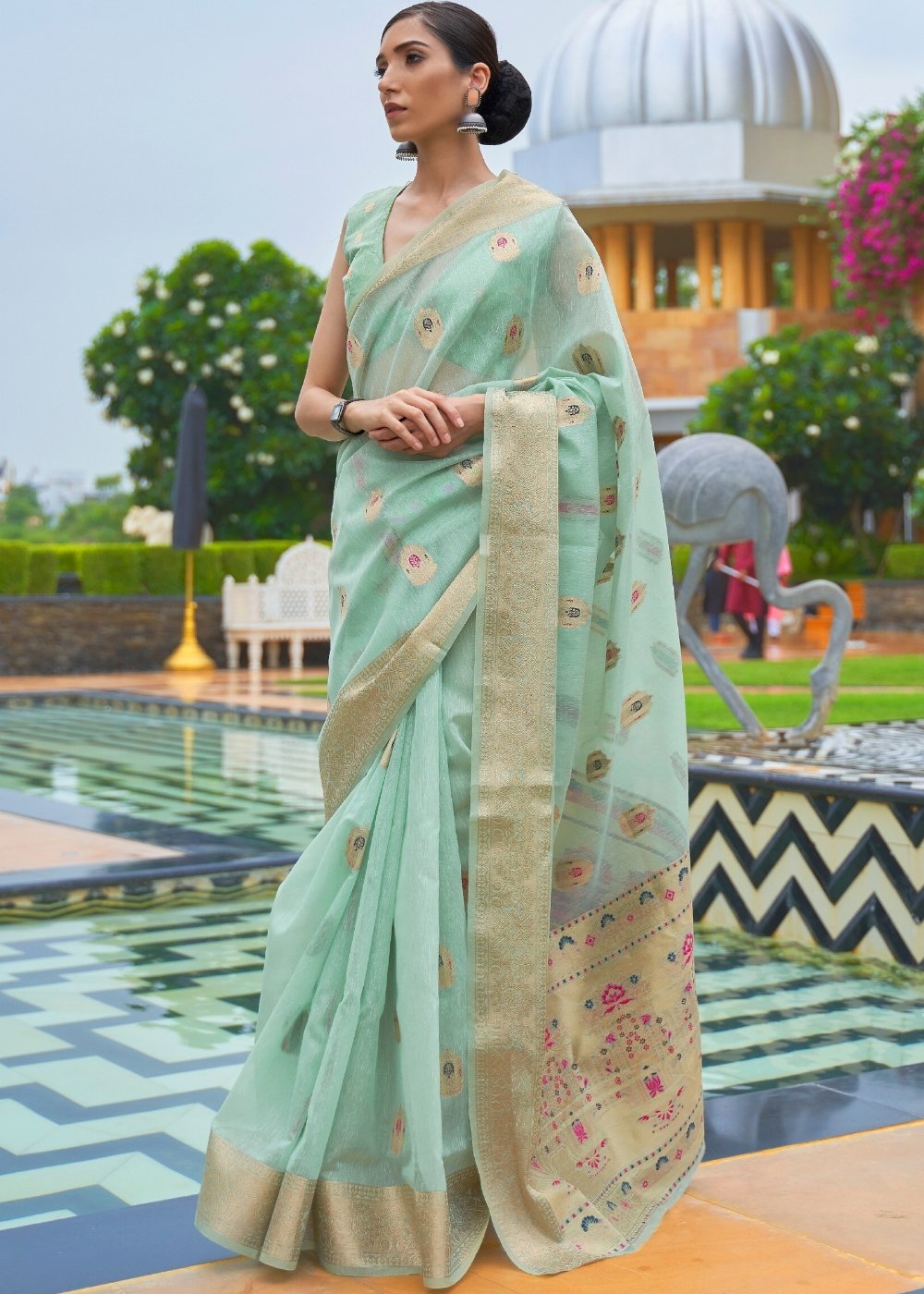 Emerald Green Woven Linen Silk Saree