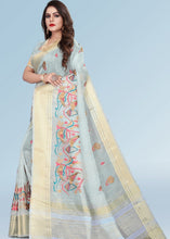 Laden Sie das Bild in den Galerie-Viewer, Baby Blue Organza Silk Saree with Tassels on Pallu