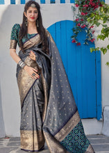 Laden Sie das Bild in den Galerie-Viewer, Steel Grey Woven Banarasi Silk Saree with Patola Pallu and Blouse