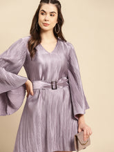 Cargar imagen en el visor de la galería, Flared mini dress with belt