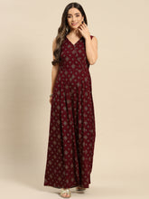 Load image into Gallery viewer, Overlap neck pleated jumpsuit