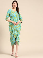 Carica l'immagine nel visualizzatore Galleria,Overlap Midi Dress