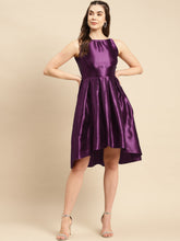 Load image into Gallery viewer, Box Pleated midi Dress