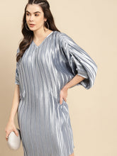 Load image into Gallery viewer, Dolman sleeve fitted midi dress