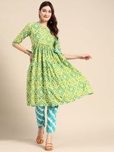 Carica l'immagine nel visualizzatore Galleria,Anghrakha style Kurta with palazzo