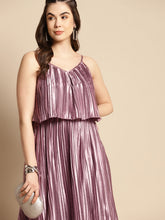 Load image into Gallery viewer, Pre pleated flare yoke maxi dress