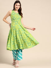 Laden Sie das Bild in den Galerie-Viewer, Deep back tie up kurta palazzo