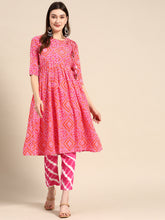 Laden Sie das Bild in den Galerie-Viewer, Anghrakha style Kurta with palazzo