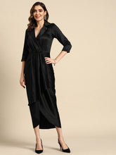 Laden Sie das Bild in den Galerie-Viewer, Shirt Dress with front Drape