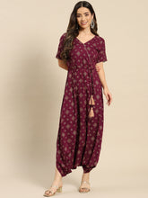 Carica l'immagine nel visualizzatore Galleria,Overlap neck dhoti jumpsuit