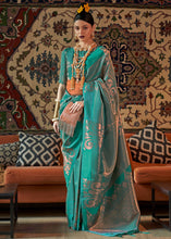 Load image into Gallery viewer, Turtle Green Copper Zari Handloom Weaving Silk Saree