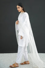 Laden Sie das Bild in den Galerie-Viewer, ORGANZA DUPATTA-23