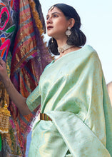 Load image into Gallery viewer, Green Soft Handloom Weave Kanjivaram Silk Saree