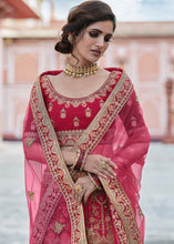 Laden Sie das Bild in den Galerie-Viewer, Cerise Pink Velvet Lehenga Choli Having Heavy Embroidery &amp; Hand work: Bridal Edition