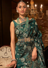 Cargar imagen en el visor de la galería, Arabian Green Handloom Woven Satin Silk Saree