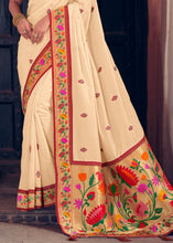 Laden Sie das Bild in den Galerie-Viewer, Cream White Woven Paithani Banarasi Silk Saree with Swarovski work &amp; Embroidered Blouse