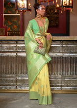 Cargar imagen en el visor de la galería, Blonde Yellow Woven Linen Silk Saree with Contrast Border &amp; Pallu