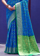 Cargar imagen en el visor de la galería, Cerulean Blue Woven Patola Silk Saree