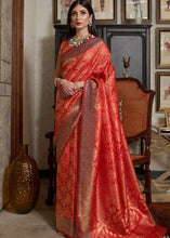 Carica l&#39;immagine nel visualizzatore Galleria,Red and Golden Blend Kanjivaram Soft Woven Silk Saree