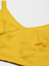 Carica l'immagine nel visualizzatore Galleria,Shrug with crop top and skirt