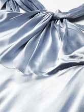 Cargar imagen en el visor de la galería, Draped neck flare midi dress