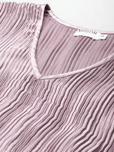Cargar imagen en el visor de la galería, Flared mini dress with belt