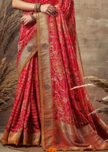 Laden Sie das Bild in den Galerie-Viewer, Cardinal Red Bandhani Print Soft Silk Designer Saree