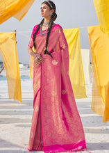 Carica l&#39;immagine nel visualizzatore Galleria,Fuscia Pink Soft Silk Woven Kanjivaram Saree : Special Edition