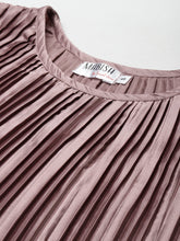 Laden Sie das Bild in den Galerie-Viewer, Pre-pleated kaftan top