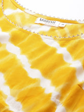 Carica l'immagine nel visualizzatore Galleria,Crop top with cowl dhoti skirt