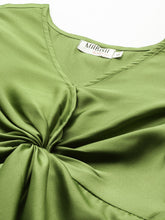 Carica l'immagine nel visualizzatore Galleria,Front Twist Midi Dress