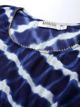 Laden Sie das Bild in den Galerie-Viewer, Overlap Midi Dress